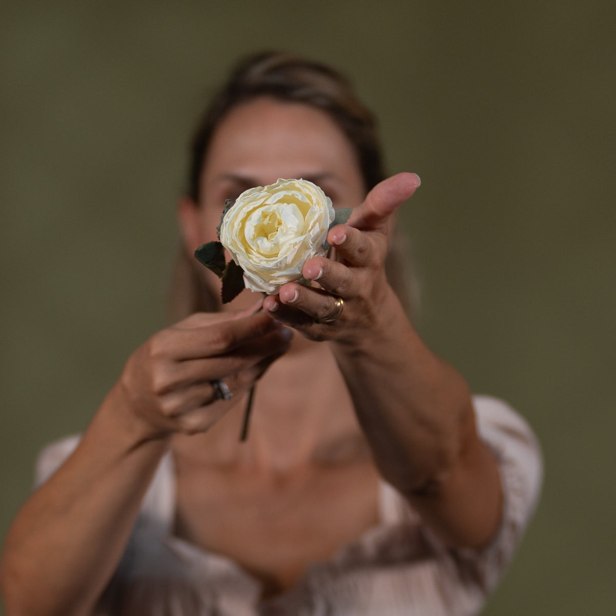 Mixed Floral Bouquet, Cream & Vintage Rose