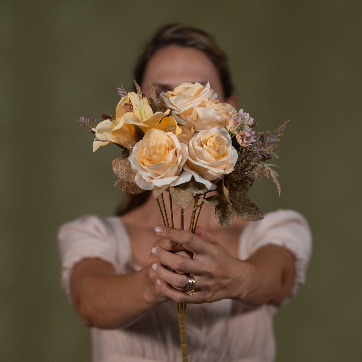Peach Vintage Rose Bouquet