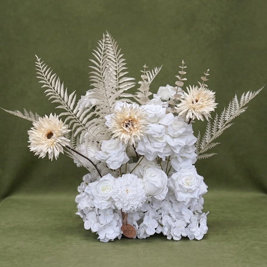 White Elegance Centerpiece