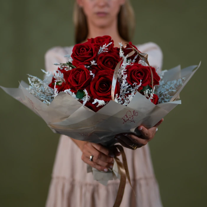 Red rose bouquet