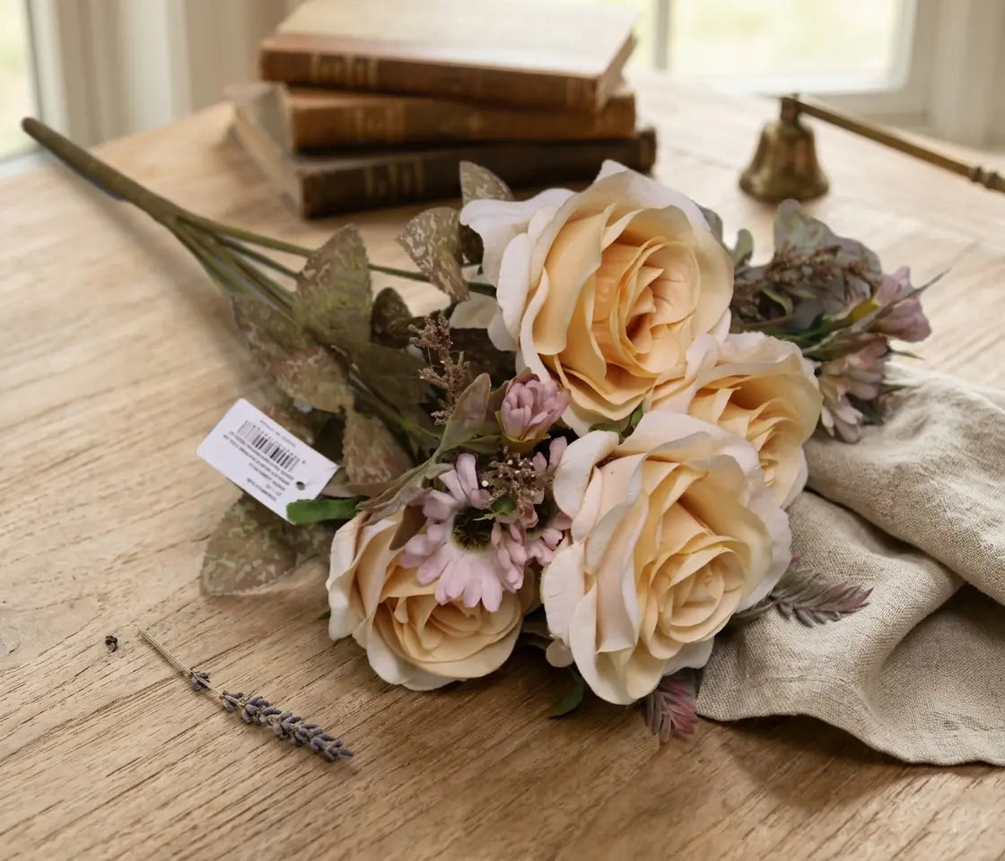 Peach Vintage Rose Bouquet